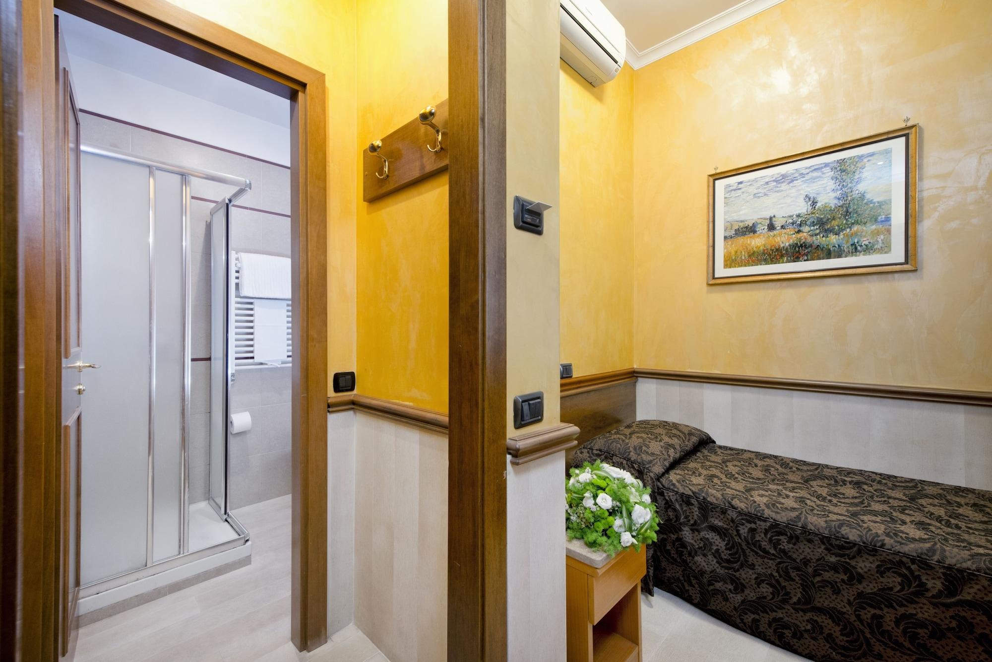 Hotel Marco Polo Рим Екстериор снимка
