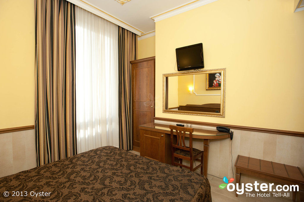 Hotel Marco Polo Рим Екстериор снимка