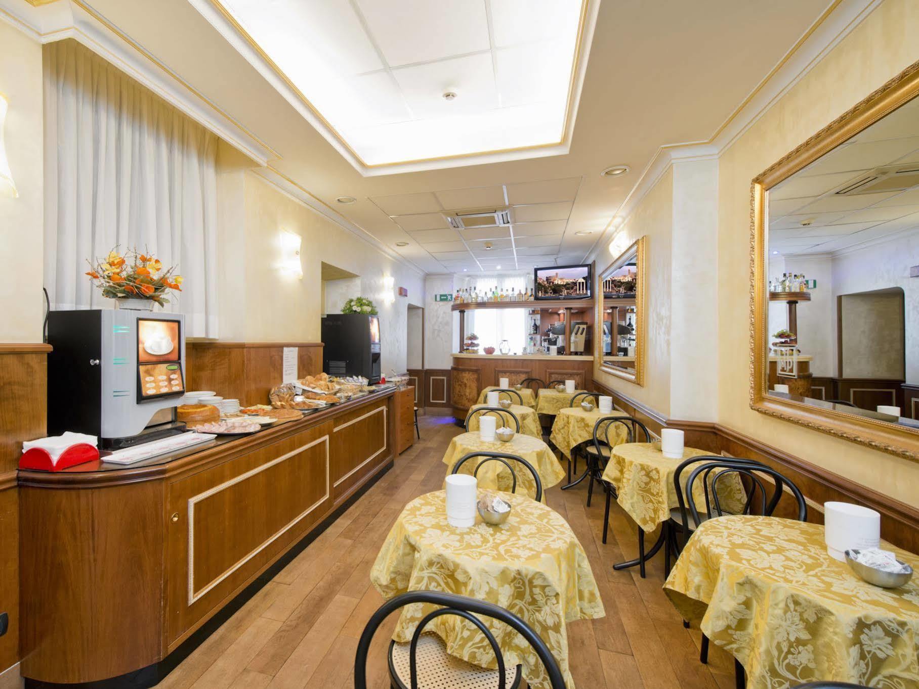 Hotel Marco Polo Рим Екстериор снимка